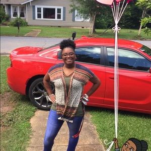 Meet your Posher, Shaye